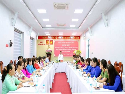 Đảng ủy phường Đồng Xoài họp mặt nữ cán bộ lãnh đạo, quản lý nhân Ngày Quốc tế phụ nữ